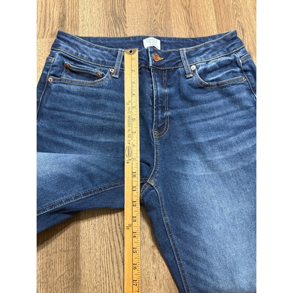 Time & Tru Jeans, Women's Size 12, Blue, Denim, Straight Leg, Medium Wash - Picture 8 of 11